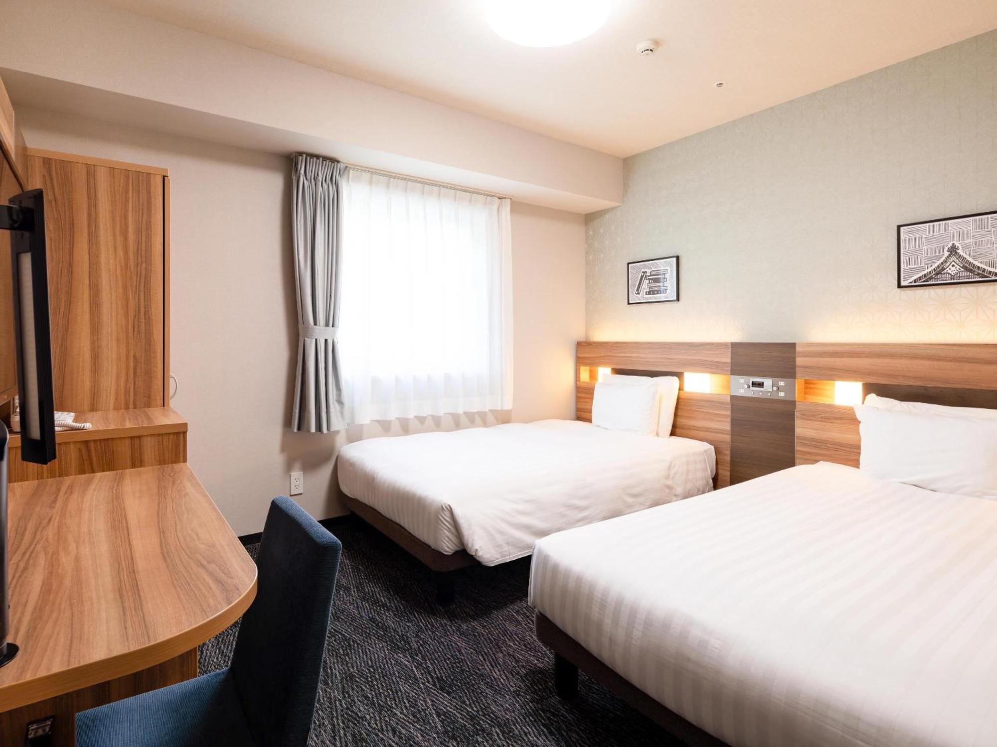 Hotel Comfort Era Higashi Kanda 3*